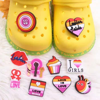 1 adet I Love Kızlar Ayakkabı Aksesuarları Kadın Gurur DIY Bahçe Sandalet Toka Süslemeleri Croc Jıbz Charm Parti Hediye
