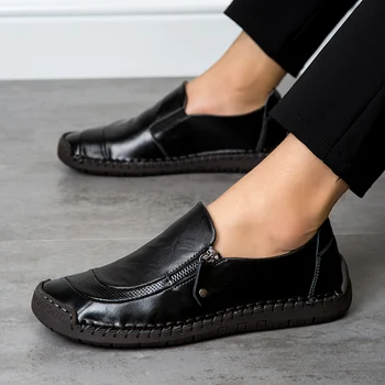 2023 Yeni El Yapımı Deri günlük erkek ayakkabısı Tasarım Ayakkabı Adam Rahat deri ayakkabı erkek mokasen ayakkabıları Sürüş El Dikişli ayakkabı