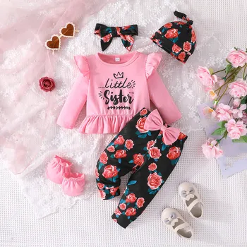 Bebek Bebek Kız 5 Adet Takım Elbise Katı Jakarlı Uzun Kollu Fırfır Mektubu Baskı T-shirt + Çiçek Baskı Uzun Pantolon + Kafa Bandı + Kap Setleri