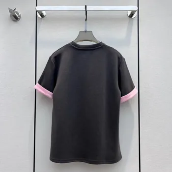 Moda kadın marka tişört Orijinal Çizgili Tasarım Lüks Kadın High-end Düz Renk Üstleri Ünlü Yüksek Kaliteli Bayan Rahat Tee