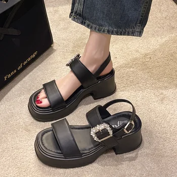 2023 Yeni Tıknaz platform sandaletler Kadınlar Lüks suni elmas toka Rahat Roma Kalın tabanlı Sandalet Yaz Özlü Şık Kadın Ayakkabı