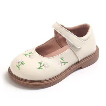 Kruleepo 2023 kızın Hakiki Yumuşak PU deri ayakkabı Çocuk Bebek Çocuk Yuvarlak Ayak Kare Topuk Çiçek Baskı Prenses İnce Katır