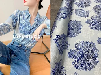 Yeni Mavi ve beyaz porselen serisi çam ağacı baskı elastik ipek kumaş high-end elbise gömlek kumaşı 50x140 cm