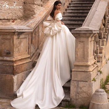 Robe De Mariee Romantik Sevgiliye Boyun Büyük Yay A-Line düğün elbisesi 2023 Muhteşem Mahkemesi Tren Mat Saten Vintage gelin kıyafeti