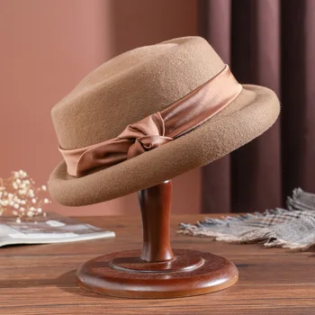 Lüks şapka kadın erkek kap fedora yeni 2023 tasarımcı ücretsiz kargo batı aksesuarları fascinators kadınlar için zarif yün