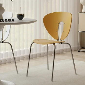İskandinav Yaratıcı yemek sandalyeleri Modern Tasarımcı Oyulmuştur Arkalığı Tasarım Sandalye Küçük Daire Kıdemli Anlamda Restoran Sandalye