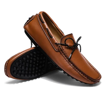 Moda Büyük Boy Erkek rahat ayakkabılar Hafif Adam Loafer'lar Üzerinde Kayma Tasarımcı Deri Moccasins sürüş ayakkabısı Lüks Tembel ayakkabı Hombre