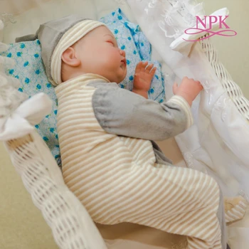 NPK 55 CM Gerçekçi Yumuşak Vücut Yeniden Doğmuş Bebek bebek Uyku Yaşam Boyutu Yenidoğan bebek bebek Esnek El-Çizim Saç 3D Cilt Tonu