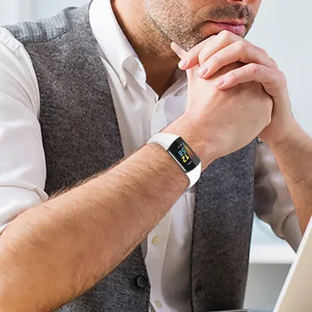 Bilezik bileklikler Silikon Yedek Kayış Aksesuar Bilekliği saat kayışı Fitbit Charge5 Smartwatch Aksesuarları